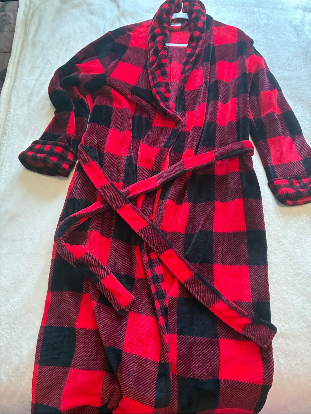 Secret Treasures Red and Black Buffalo Plaid Robe Jacket